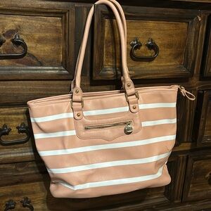 🌸 JustFab Tote 🌸
